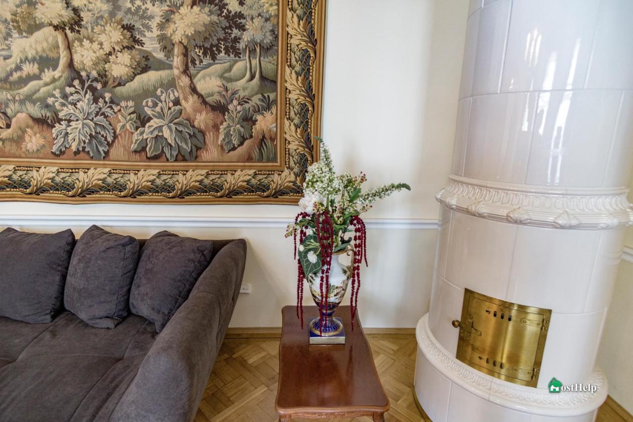 Two Bedroom Villa With Hot-Tub, Terrace And Garden, Wenceslas Square Прага Екстер'єр фото