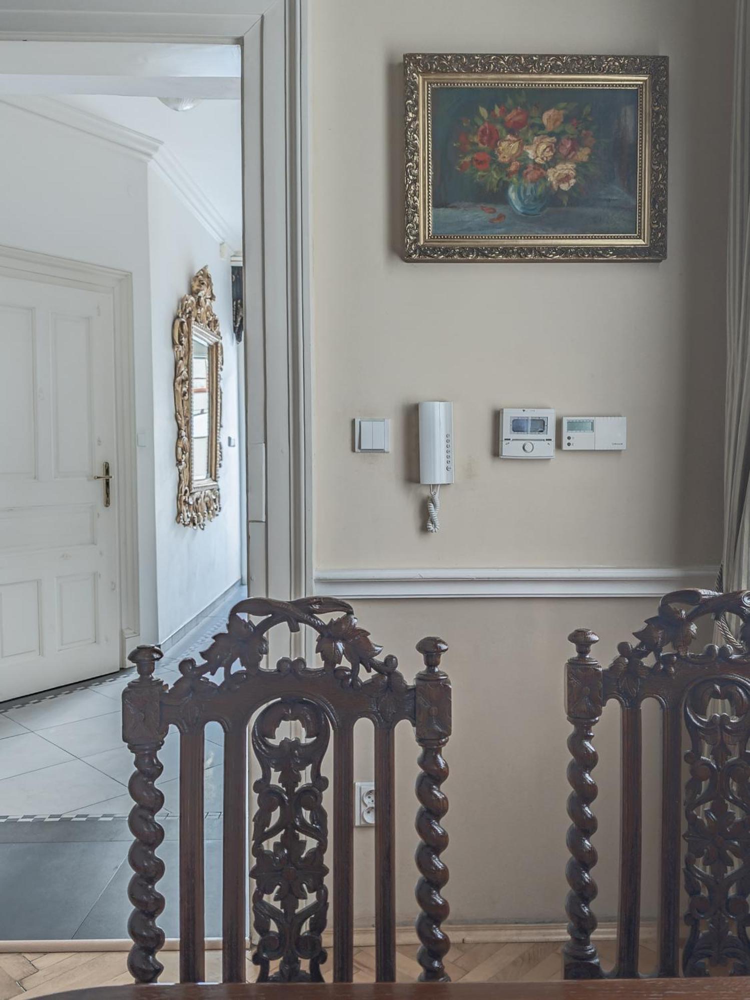 Two Bedroom Villa With Hot-Tub, Terrace And Garden, Wenceslas Square Прага Екстер'єр фото