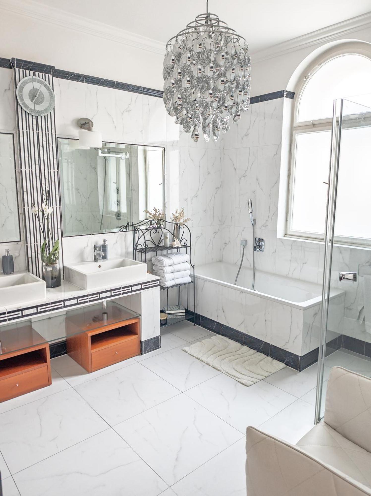 Two Bedroom Villa With Hot-Tub, Terrace And Garden, Wenceslas Square Прага Екстер'єр фото